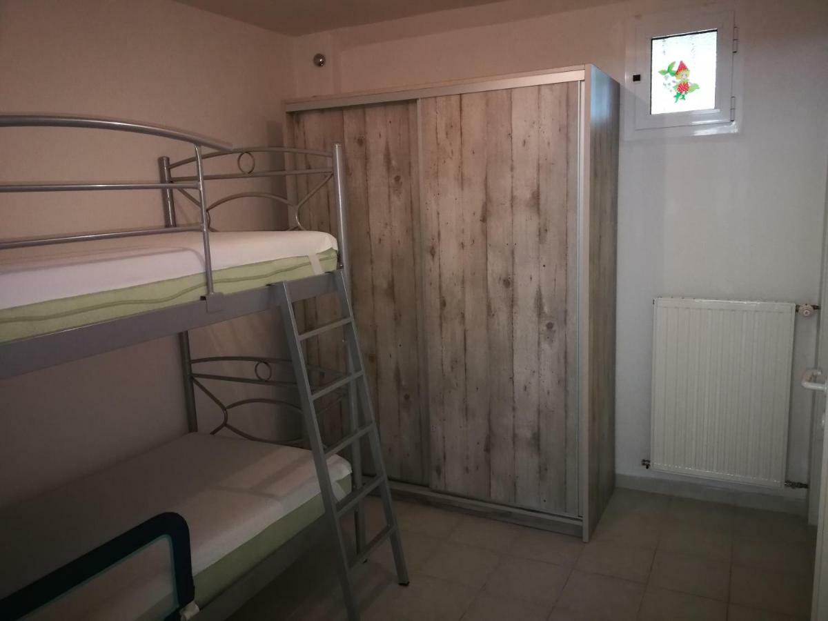 Nirvana House Sani  Екстер'єр фото