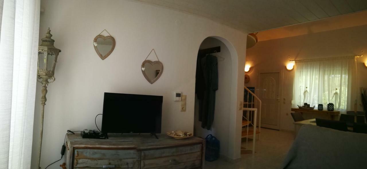 Nirvana House Sani  Екстер'єр фото