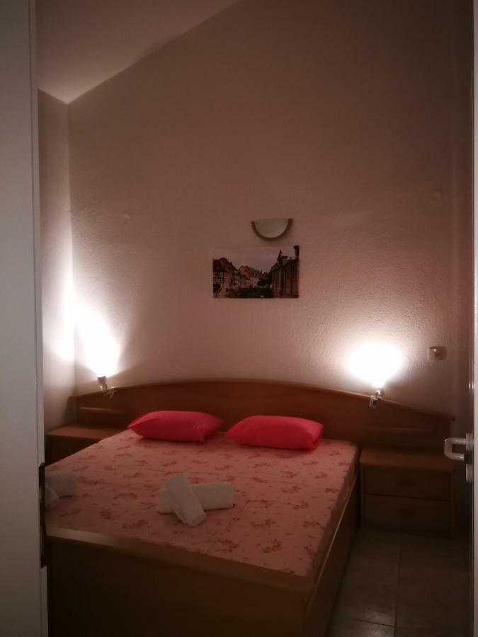 Nirvana House Sani  Екстер'єр фото